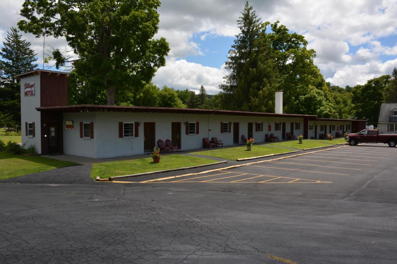The Village Motel Richfield Springs Dış mekan fotoğraf
