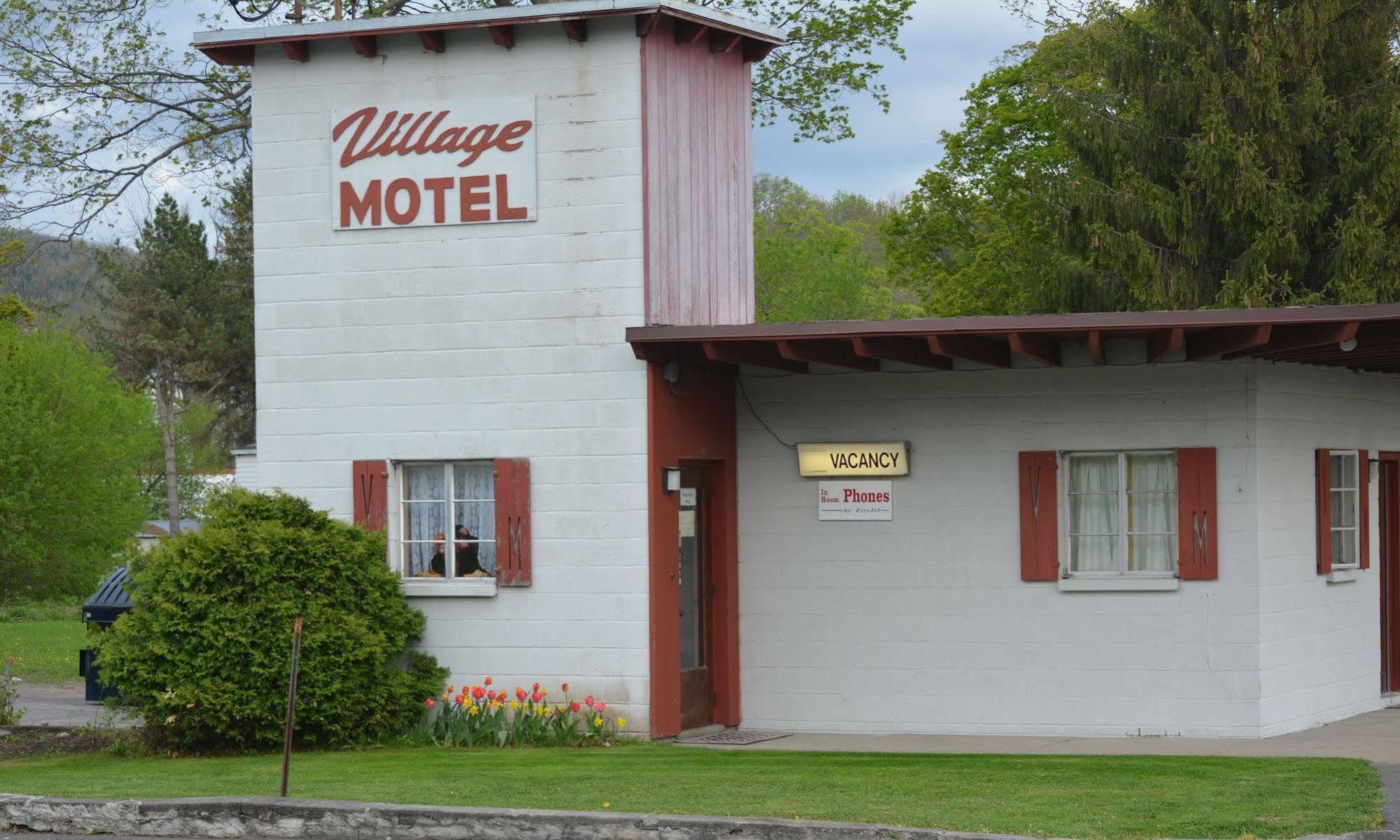 The Village Motel Richfield Springs Dış mekan fotoğraf